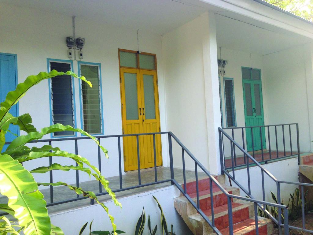 Sleepyowl Hostel Ban Bang Bao  외부 사진