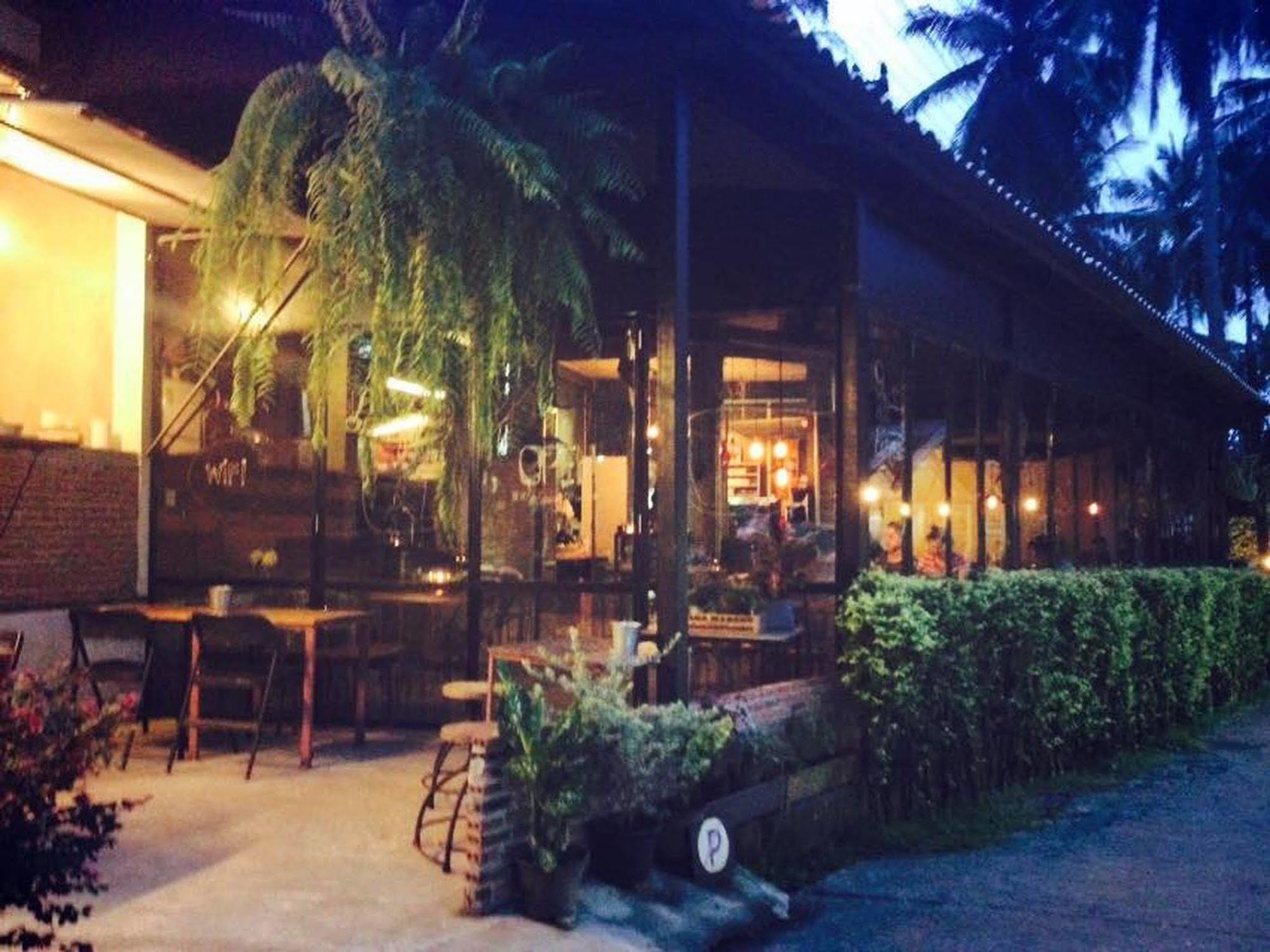 Sleepyowl Hostel Ban Bang Bao  외부 사진
