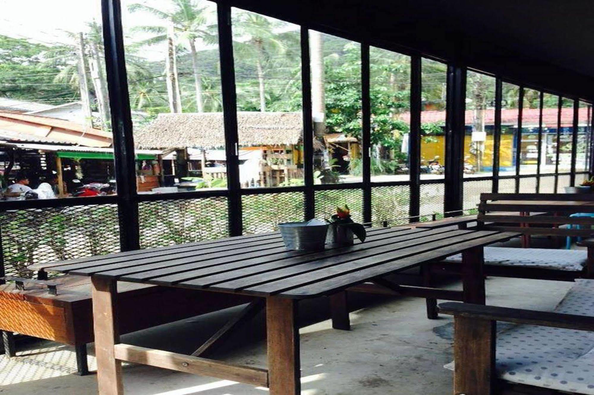 Sleepyowl Hostel Ban Bang Bao  외부 사진