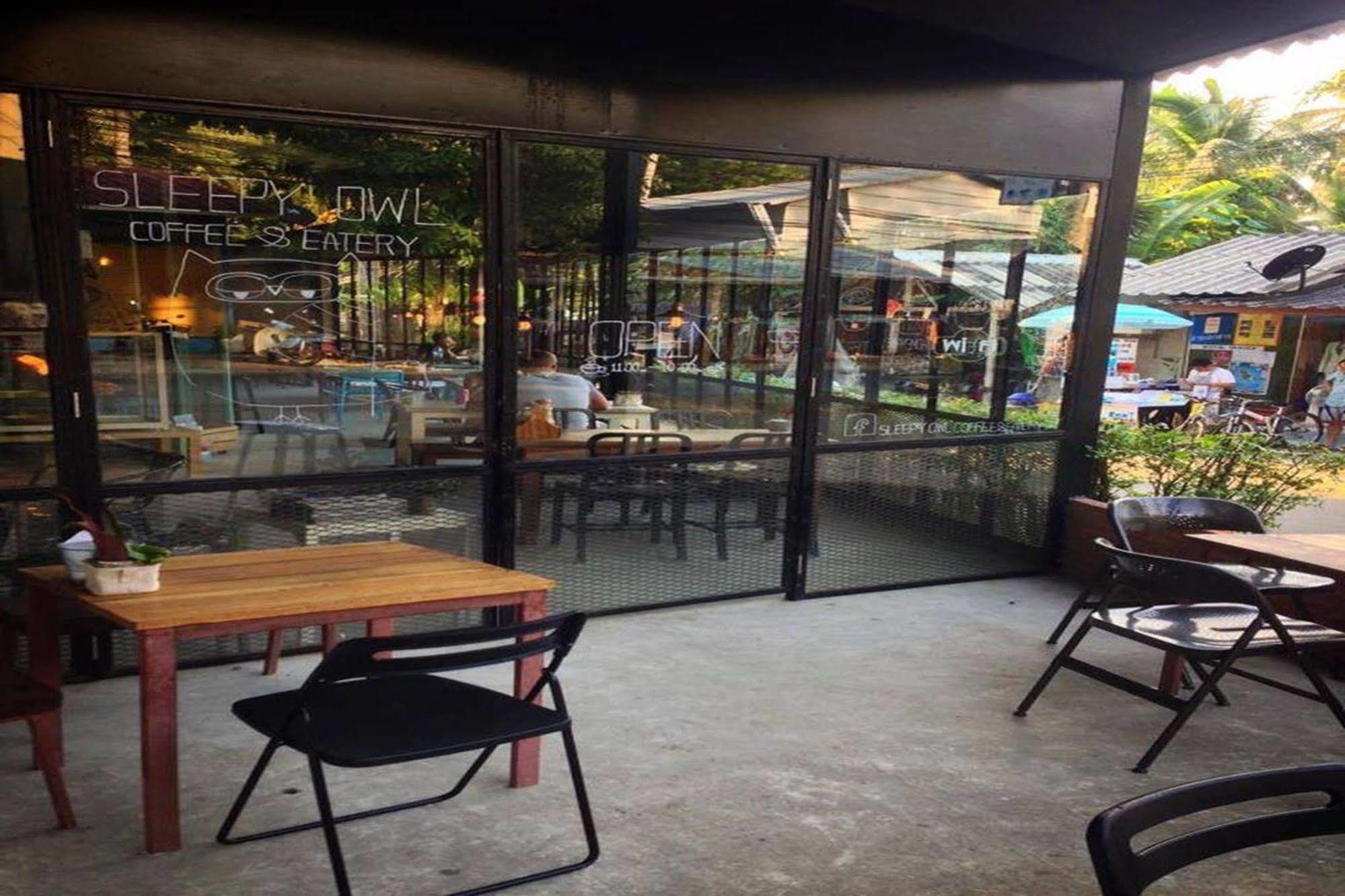 Sleepyowl Hostel Ban Bang Bao  외부 사진
