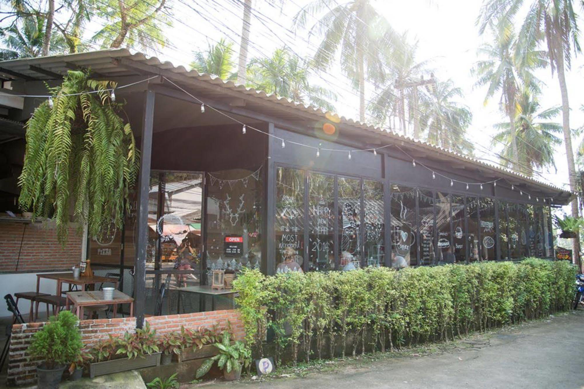 Sleepyowl Hostel Ban Bang Bao  외부 사진